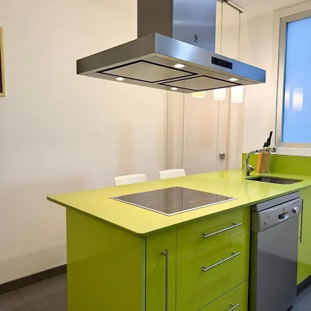 And Modern In The Port Apartment *