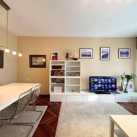 And Modern In The Port Apartamento *