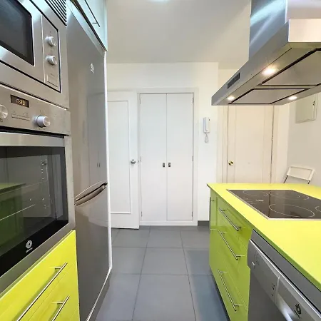 And Modern In The Port * Vigo