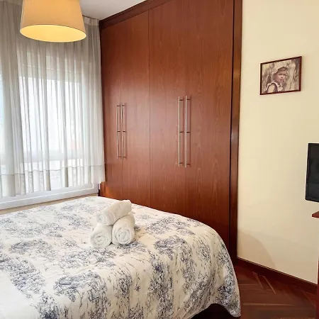 And Modern In The Port * Vigo