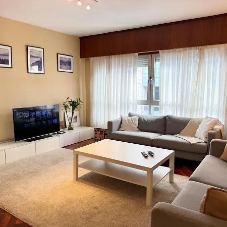 And Modern In The Port Apartamento