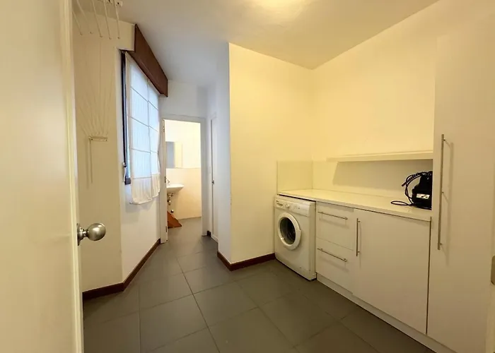 And Modern In The Port Διαμέρισμα