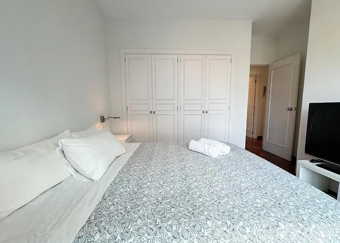 Διαμέρισμα And Modern In The Port *