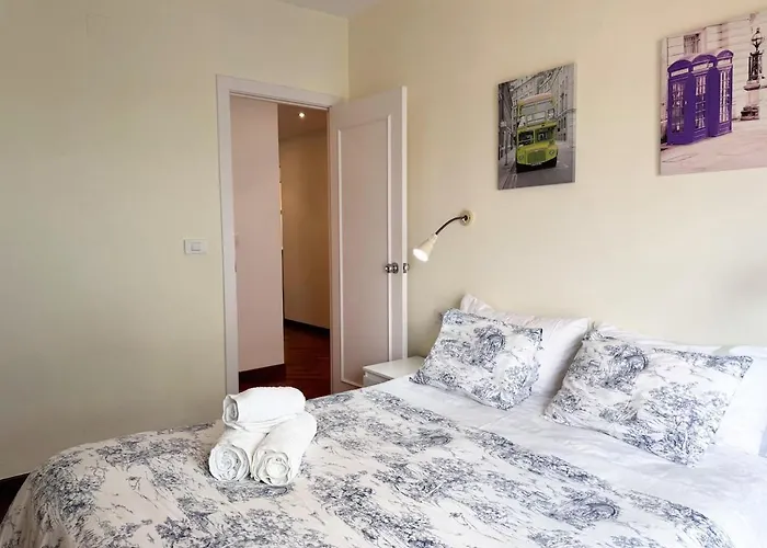 And Modern In The Port * Βίγκο