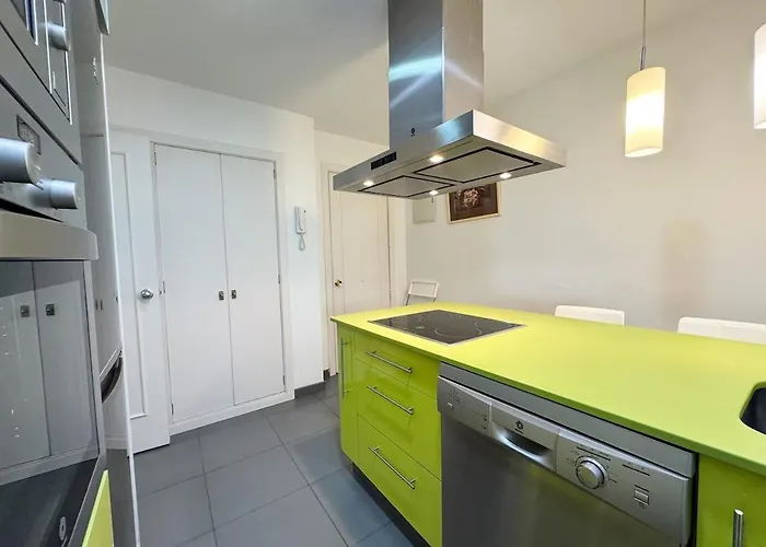 Διαμέρισμα And Modern In The Port